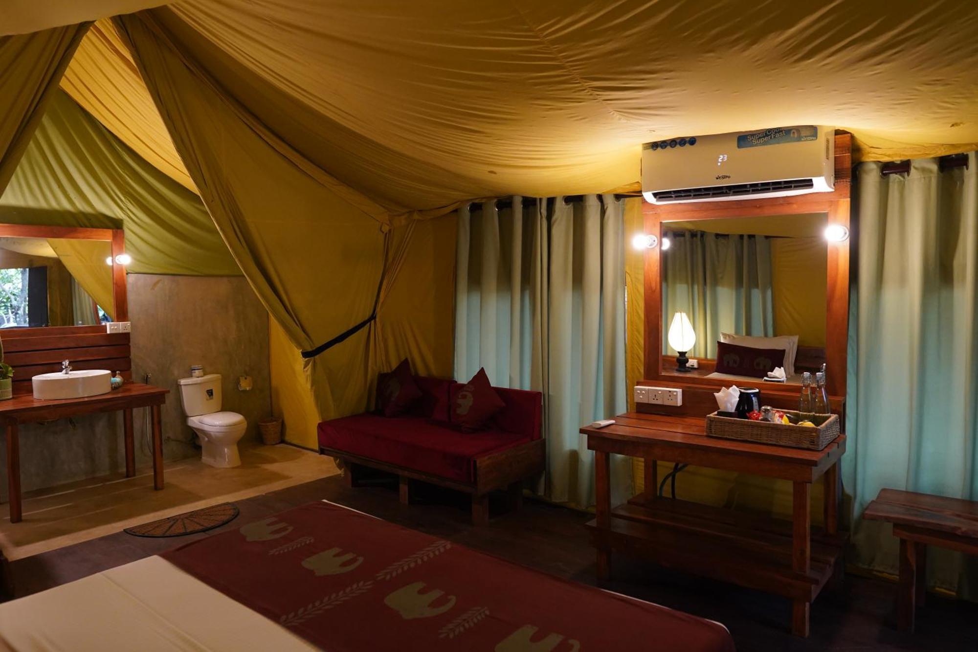 River Glamping By Gaga Bees ウダワラウェ エクステリア 写真