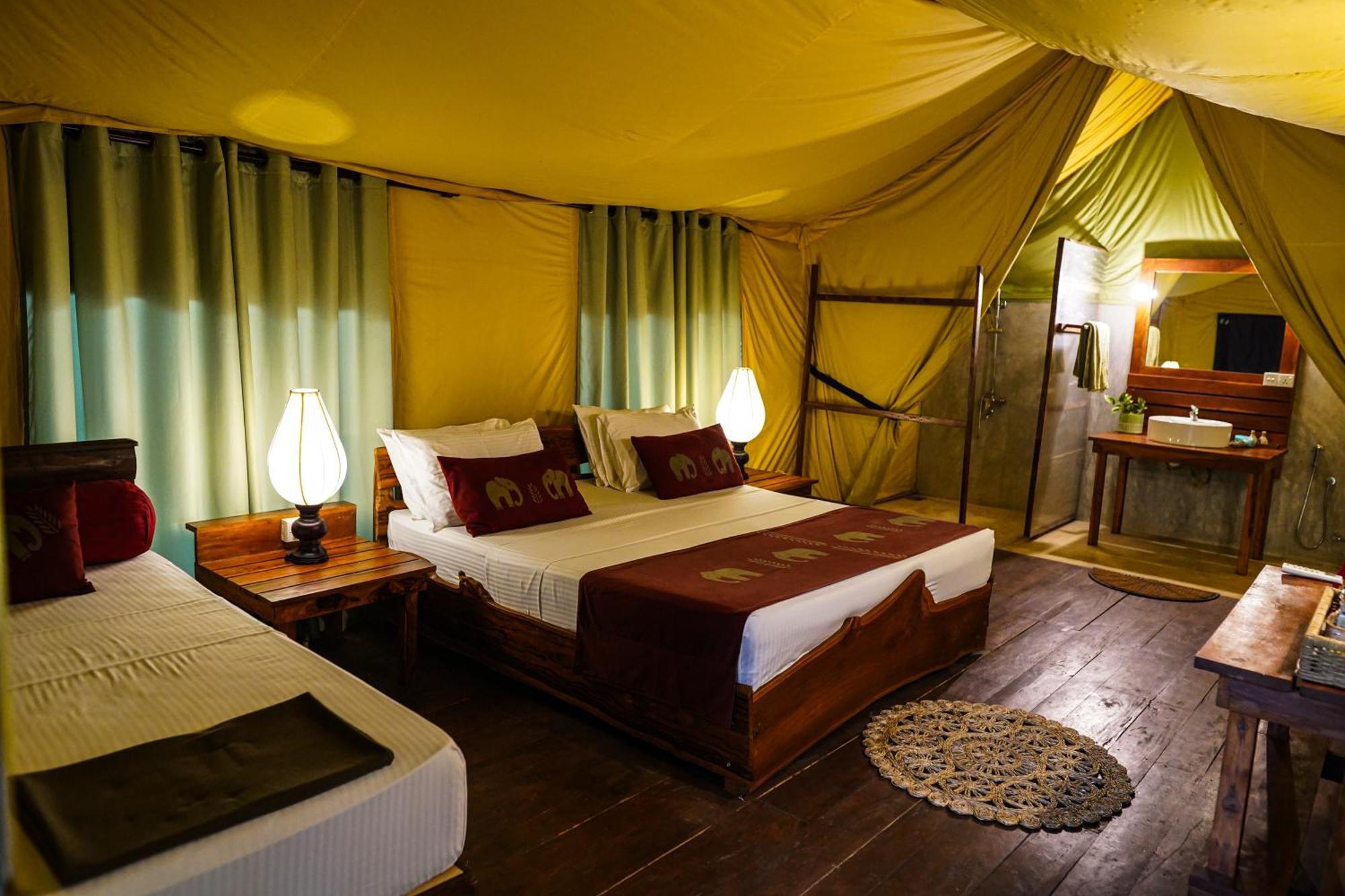 River Glamping By Gaga Bees ウダワラウェ エクステリア 写真